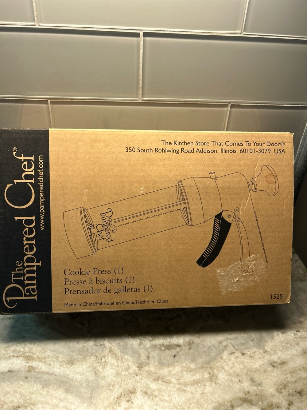Pampered Chef Cookie Press Set w/ 16 Discs, #1525 Used Fir Demonstration